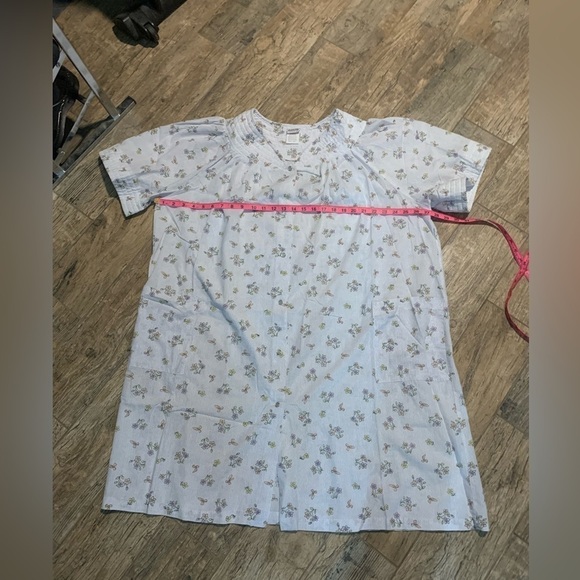 Women’s Honors Intimates size 3x white w floral pattern button down night gown - Picture 5 of 6